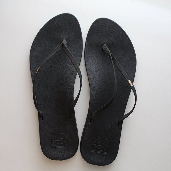 Reef Women's Flip Flops - Picture 1 of 2